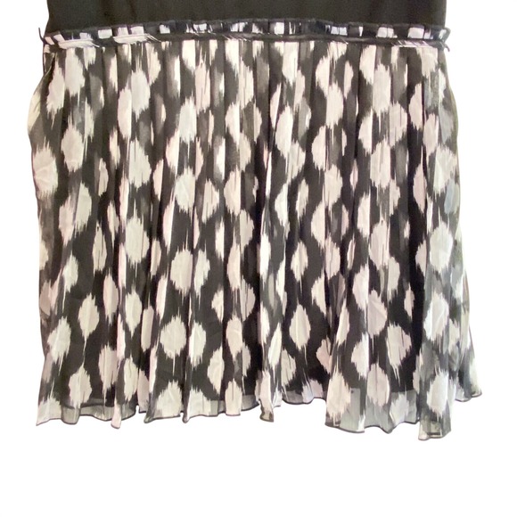 AB Studio Women's Top Size L Sleeveless Black & White Blouse Shirt - Picture 7 of 8